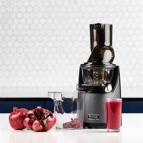 How to Juice a Pomegranate in an Electric Juicer: A Journey Through Time and Taste